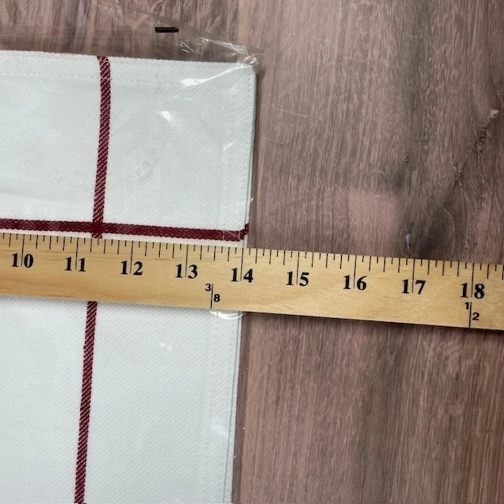 Pampered Chef White & Cranberry Window Pane Placemat Napkin Set of‎ 4 NIP
